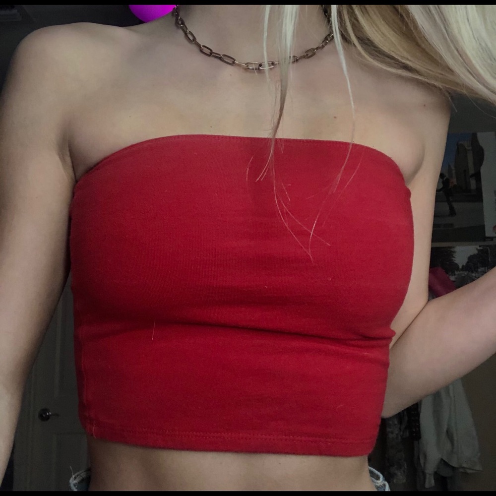 Red holister tube top